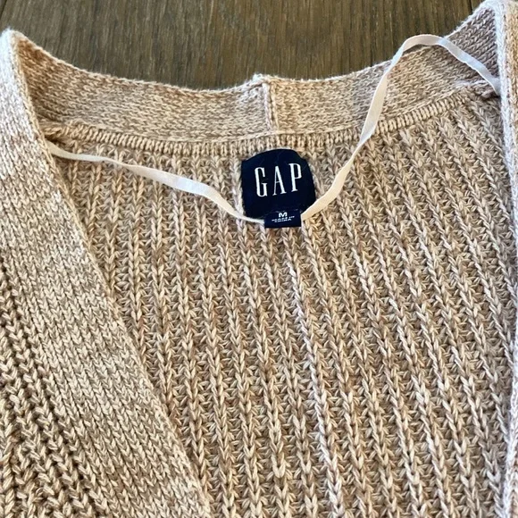SOLD Gap Oversized Sweater, very soft comfy, like new szM - Picture 2 of 3